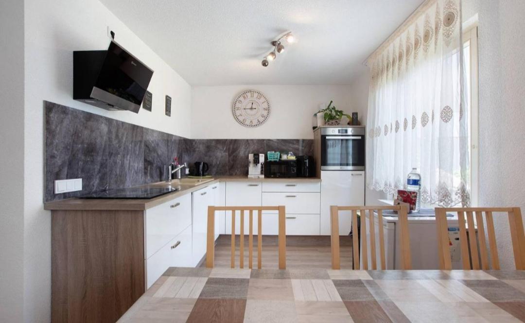 Ferienhaus Ayna, Direkt An Der Schweizer Grenze บัดแซคคิงเงน ภายนอก รูปภาพ
